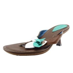 Indigo by Clarks Size 6.5 M Brown Flip‎ Flop Leather Women Sandal Shoes